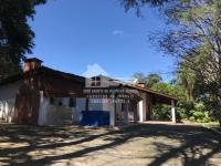 LINDA CHÁCARA  MOBILIADA - Serra Negra SP.