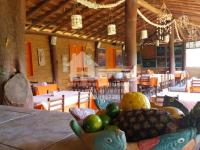 LINDA CHÁCARA COM POTENCIAL COMERCIAL/RESIDENCIAL.