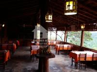 LINDA CHÁCARA COM POTENCIAL COMERCIAL/RESIDENCIAL.