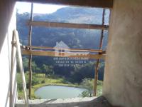 LINDA CHÁCARA COM POTENCIAL COMERCIAL/RESIDENCIAL.