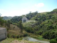 LINDA CHÁCARA COM POTENCIAL COMERCIAL/RESIDENCIAL.