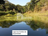 LINDA CHÁCARA COM POTENCIAL COMERCIAL/RESIDENCIAL.