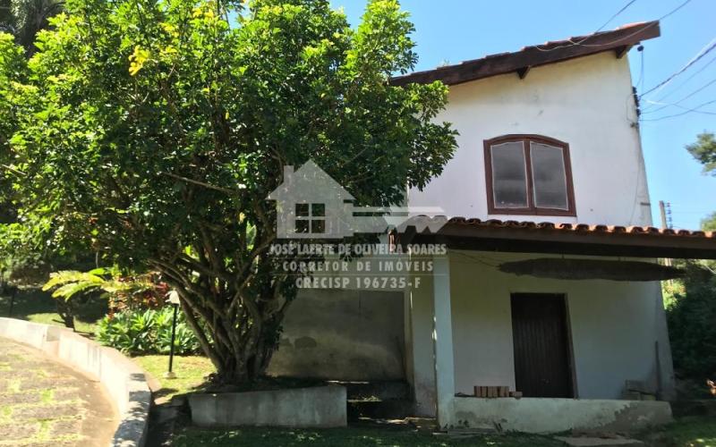 LINDA CHÁCARA  MOBILIADA - Serra Negra SP.