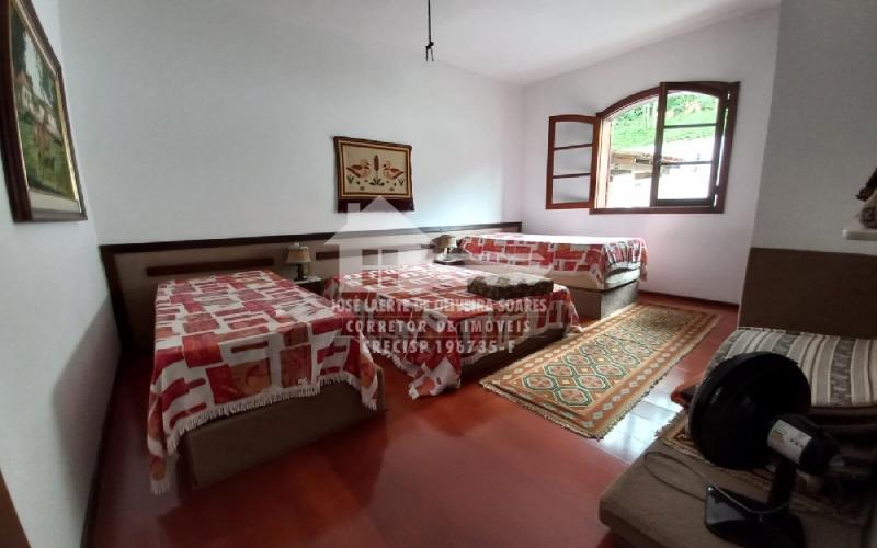 LINDA CHÁCARA  MOBILIADA - Serra Negra SP.