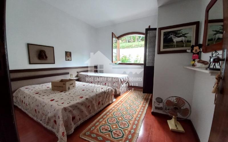 LINDA CHÁCARA  MOBILIADA - Serra Negra SP.