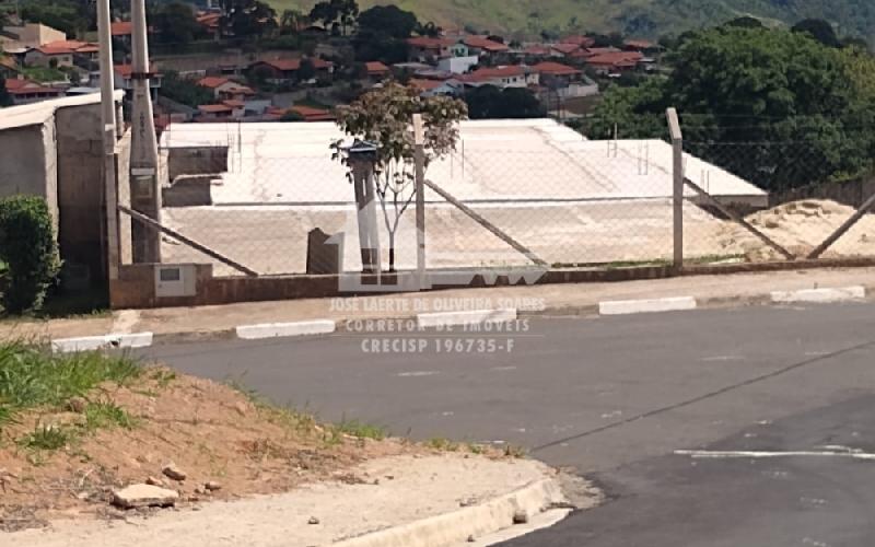 CASA EM CONSTRUÇÃO