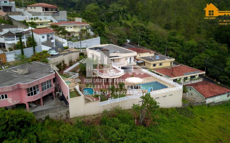 CASA ALTO PADRÃO - JD GUSTAVO.