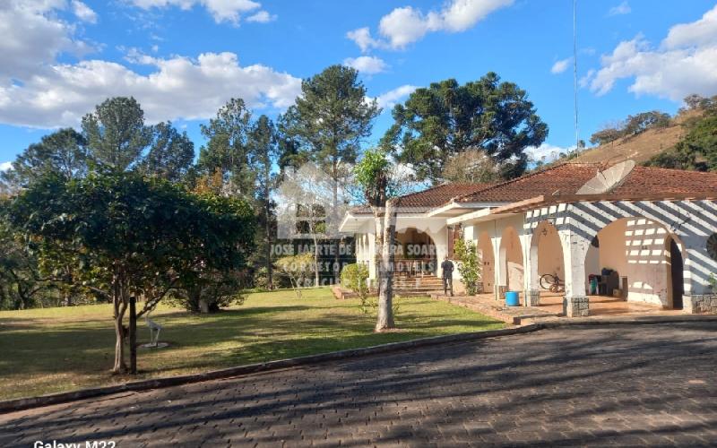 CASA ALTO PADRÃO - TRÊS BARRAS