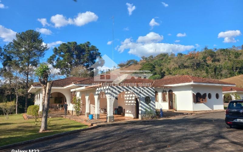 CASA ALTO PADRÃO - TRÊS BARRAS