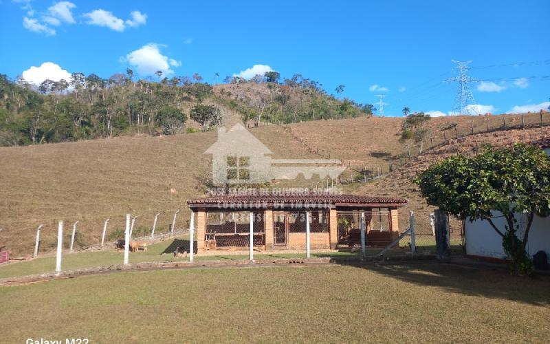 CASA ALTO PADRÃO - TRÊS BARRAS