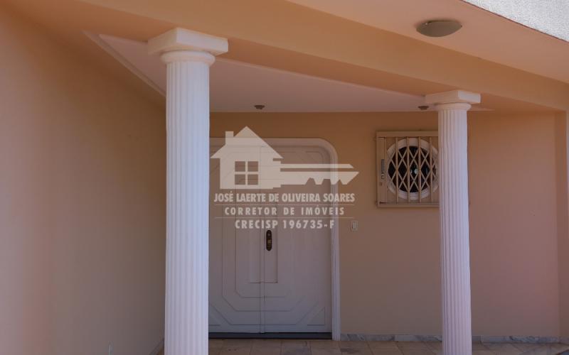 CASA ALTO PADRÃO - JD GUSTAVO