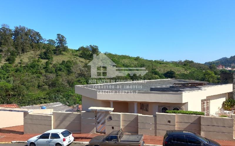 CASA ALTO PADRÃO - JD GUSTAVO