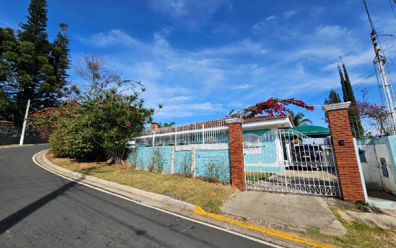 CHÁCARA - BAIRRO DAS POSSES.